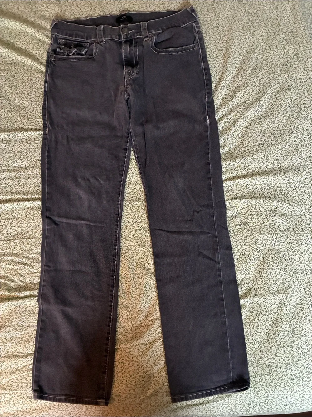 True Religion Gray Ricky Bootcut Jeans with Signature Pocket Stitching size 34